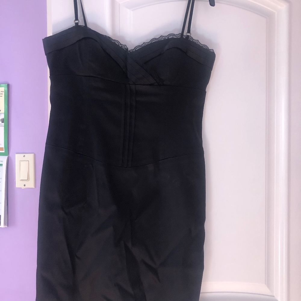 Laundry by Shelli Segal Spaghetti Strap Black Midi Dress